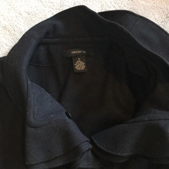 Arden B. Black poncho jacket with tie at the waist - Picture 4 of 4